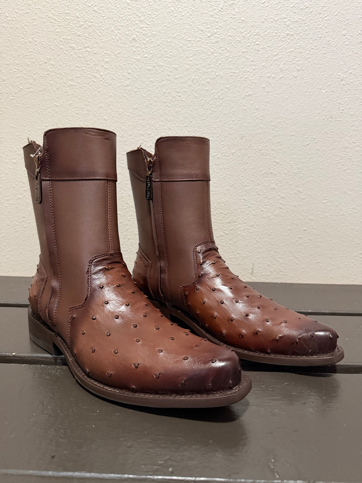 Wild West Ostirch Faded Brown